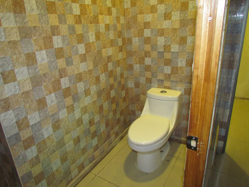 Edificio Comercial Completo