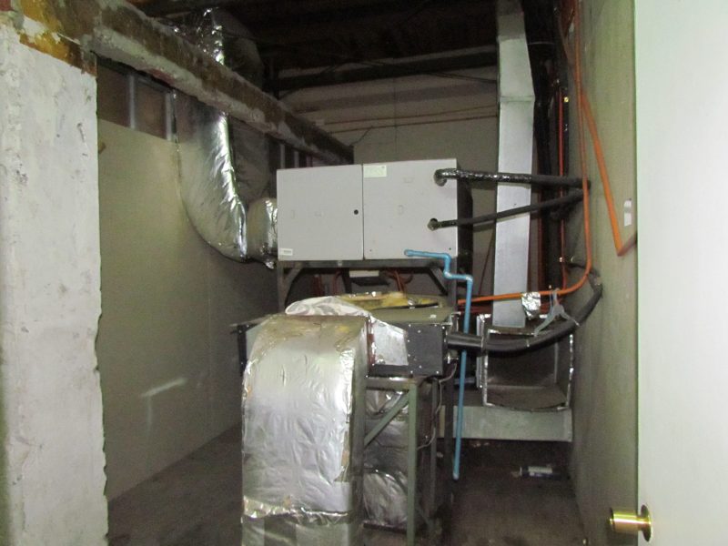 Edificio Comercial Completo