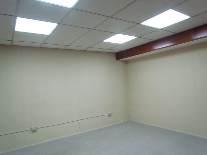 Edificio Comercial Completo