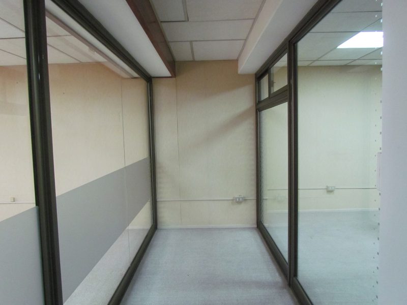 Edificio Comercial Completo