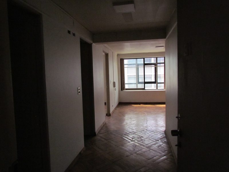 Edificio Comercial Completo