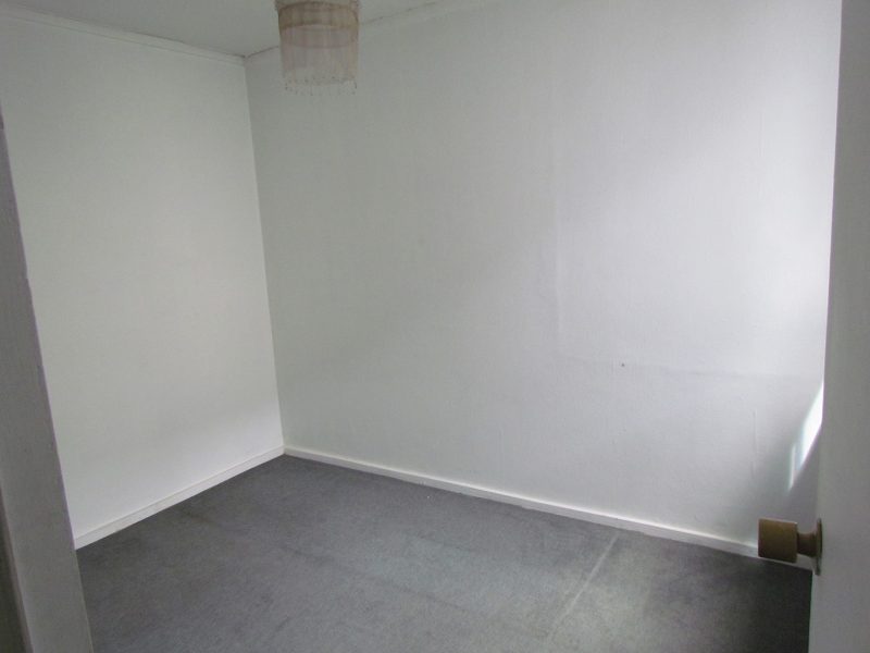 Edificio Comercial Completo