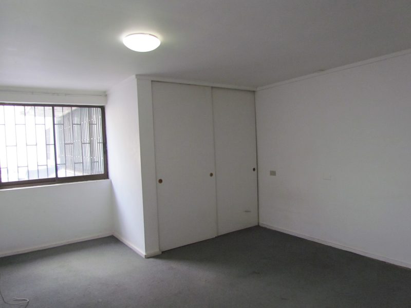 Edificio Comercial Completo